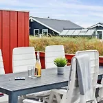 Semesterbostad 1048 *